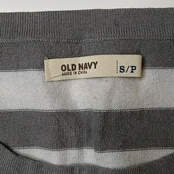 Old Navy Contrasting Stripe Tunic Sweater Dress - Picture 6 of 7